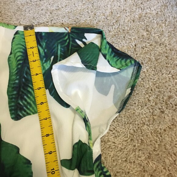 NWT Zaful Tropical Botanical Cropped Tie Up Top - Picture 15 of 15